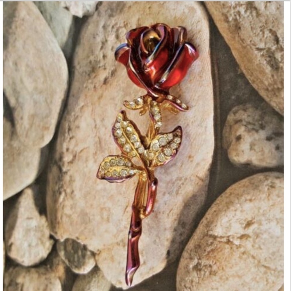Vintage Rose Brooch Valentines Day - Picture 2 of 4